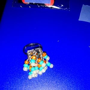 Beaded ring sz. 6